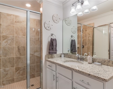 43020 Greenway Boulevard - Photo Thumbnail 8