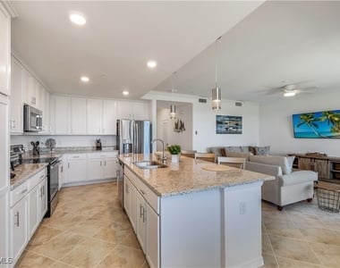 43020 Greenway Boulevard - Photo Thumbnail 5