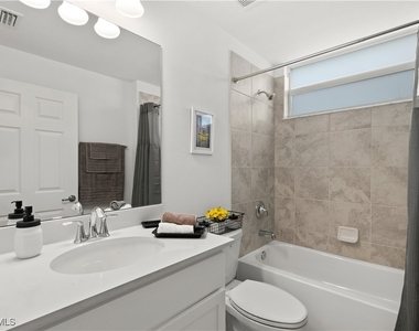 15980 Grassland Lane - Photo Thumbnail 12