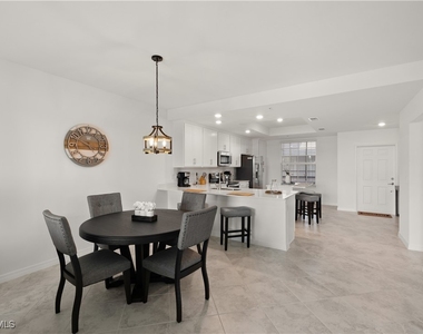 15980 Grassland Lane - Photo Thumbnail 5