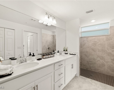15980 Grassland Lane - Photo Thumbnail 9