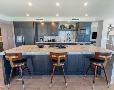 10701 Gulf Shore Drive - Photo Thumbnail 13