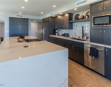 10701 Gulf Shore Drive - Photo Thumbnail 12