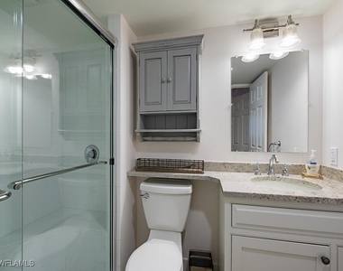 271 1st Avenue S - Photo Thumbnail 9