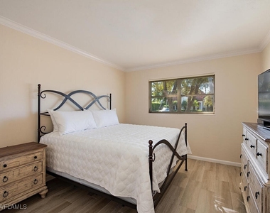 271 1st Avenue S - Photo Thumbnail 10