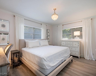 271 1st Avenue S - Photo Thumbnail 8