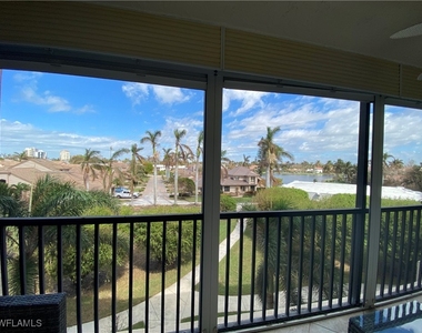 555 Park Shore Drive - Photo Thumbnail 25
