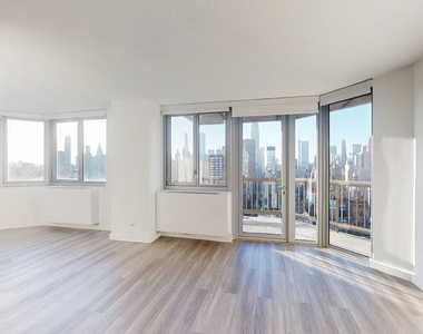 401 East 34th Street, Unit S33c - Photo Thumbnail 3