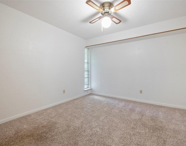 18121 Atkinson Lane - Photo Thumbnail 22