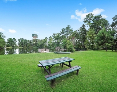 18121 Atkinson Lane - Photo Thumbnail 10