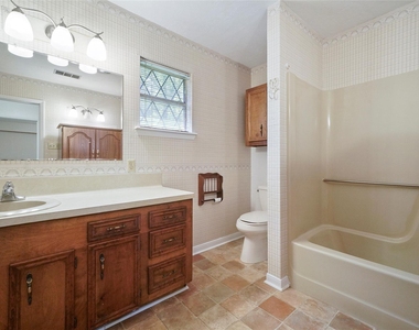 18121 Atkinson Lane - Photo Thumbnail 20