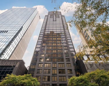 150 East 57th Street, Unit 22e - Photo Thumbnail 8