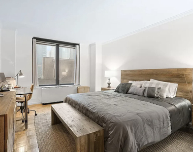 150 East 57th Street, Unit 22e - Photo Thumbnail 2