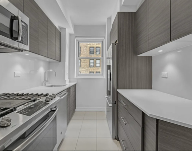 20 Park Avenue, Unit 008c - Photo Thumbnail 4