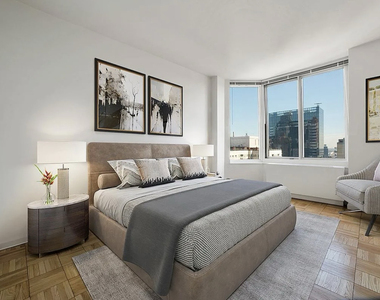 240 East 39th Street, Unit 7e - Photo Thumbnail 1