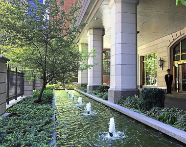 240 East 39th Street, Unit 7e - Photo Thumbnail 5