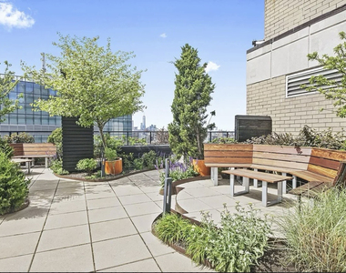 401 East 34th Street, Unit N15g - Photo Thumbnail 6