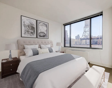 222 East 34th Street, Unit 903 - Photo Thumbnail 1
