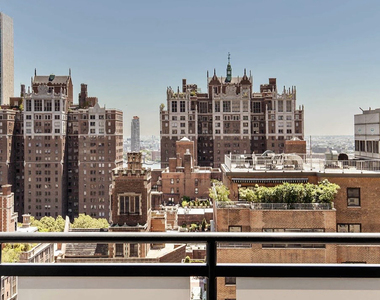 245 East 40th Street, Unit 21a - Photo Thumbnail 6