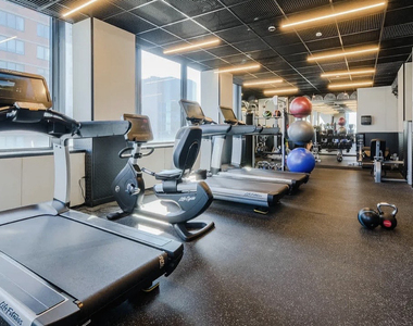 245 East 40th Street, Unit 21a - Photo Thumbnail 12