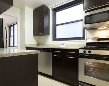 245 East 40th Street, Unit 21a - Photo Thumbnail 3