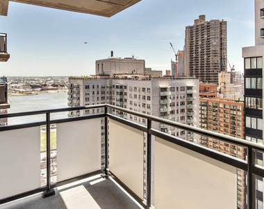 245 East 40th Street, Unit 21a - Photo Thumbnail 5