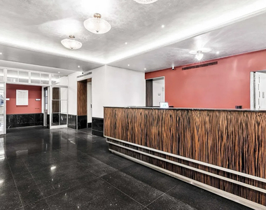 307-310 East 44th Street, Unit 1705 - Photo Thumbnail 10