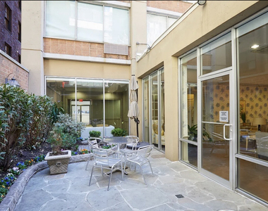 417 East 57th Street, Unit 16d - Photo Thumbnail 6