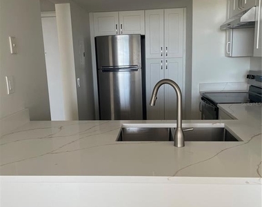 6269 Palma Del Mar Boulevard S - Photo Thumbnail 3