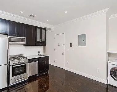 244 East 78th Street - Photo Thumbnail 1