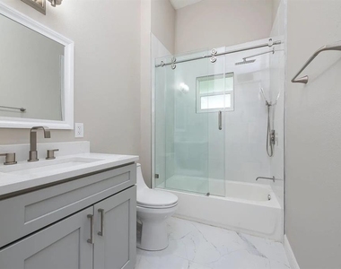 4955 Old Lucerne Park Road - Photo Thumbnail 10