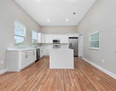 4955 Old Lucerne Park Road - Photo Thumbnail 5
