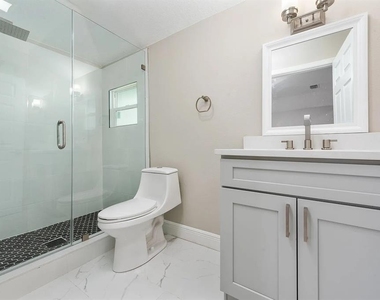4955 Old Lucerne Park Road - Photo Thumbnail 11
