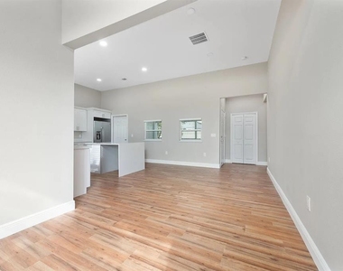 4955 Old Lucerne Park Road - Photo Thumbnail 7