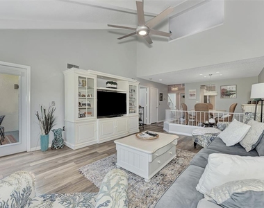 3141 Heatherwood Lane - Photo Thumbnail 13