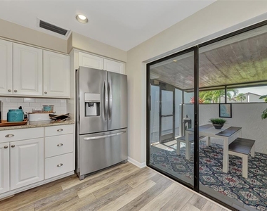 3141 Heatherwood Lane - Photo Thumbnail 22