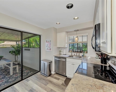 3141 Heatherwood Lane - Photo Thumbnail 19