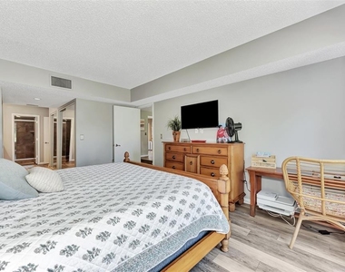 3141 Heatherwood Lane - Photo Thumbnail 29