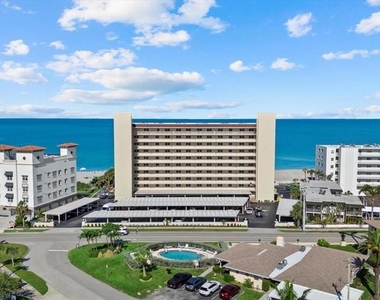 255 The Esplanade N - Photo Thumbnail 24