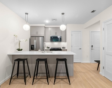 70 Ridgedale Ave - Photo Thumbnail 3