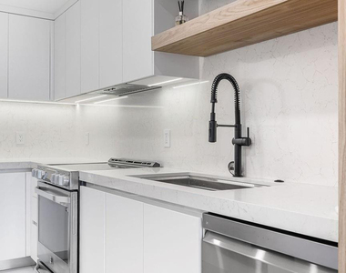 545 S Fort Lauderdale Beach Boulevard - Photo Thumbnail 8