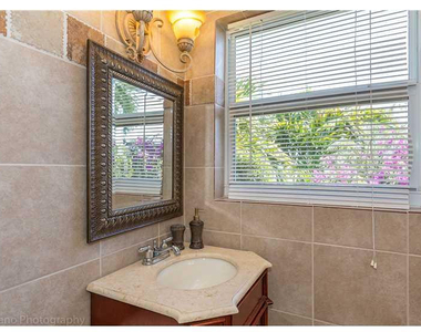 160 Se 12th Street - Photo Thumbnail 15