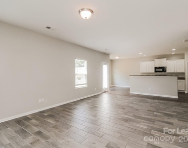 8427 Paw Valley Lane - Photo Thumbnail 4