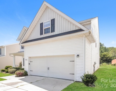 8427 Paw Valley Lane - Photo Thumbnail 2