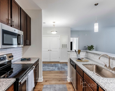 12509 Crown Park Court - Photo Thumbnail 16