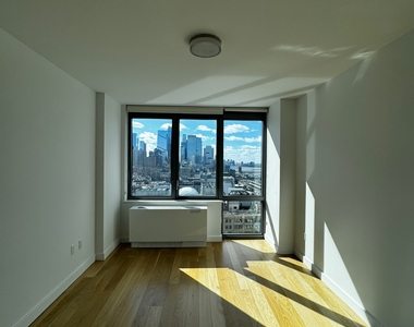 11th Ave & West 57th St - Photo Thumbnail 7