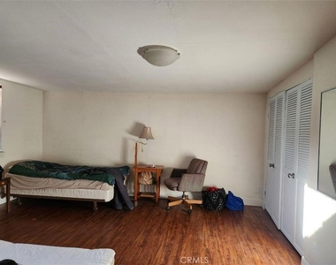 15718 1/2 Larch Avenue - Photo Thumbnail 17