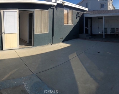 15718 1/2 Larch Avenue - Photo Thumbnail 29