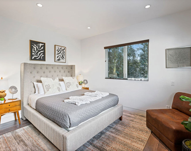 8514 Franklin Avenue - Photo Thumbnail 34