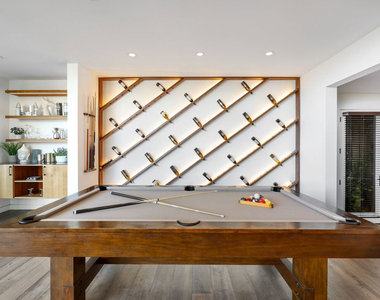 8514 Franklin Avenue - Photo Thumbnail 10